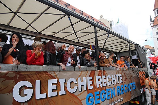 der CSD Truck (©Foto: Peter-Paul Altmann)